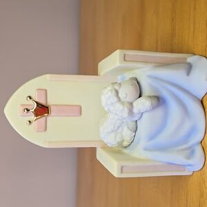 2001 Precious Moments "Worthy Is The Lamb"